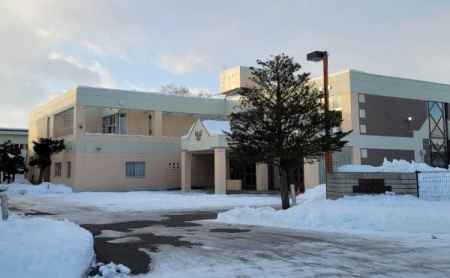 ���ӊ��@-