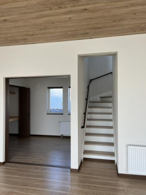 ���r���O�@-